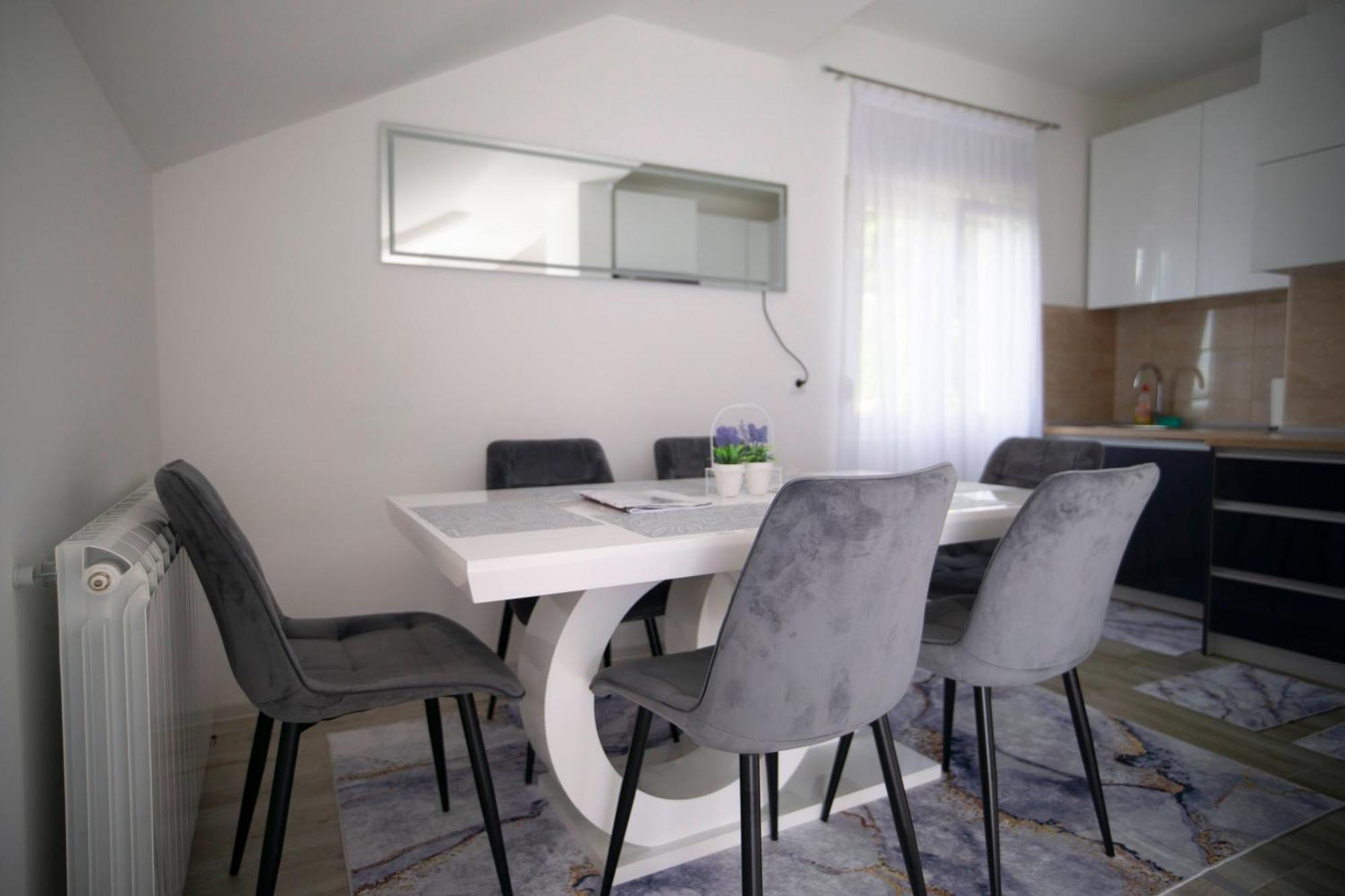 טרביניה Luxury Apartments Milicevic מראה חיצוני תמונה